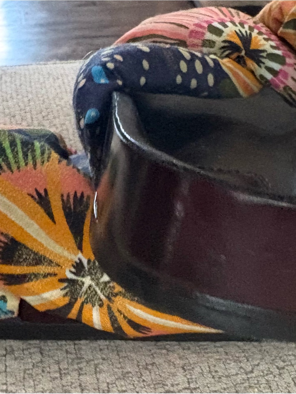 Chloe Black Slides with Multicolor Floral Knotted Straps - Picture 7 of 12